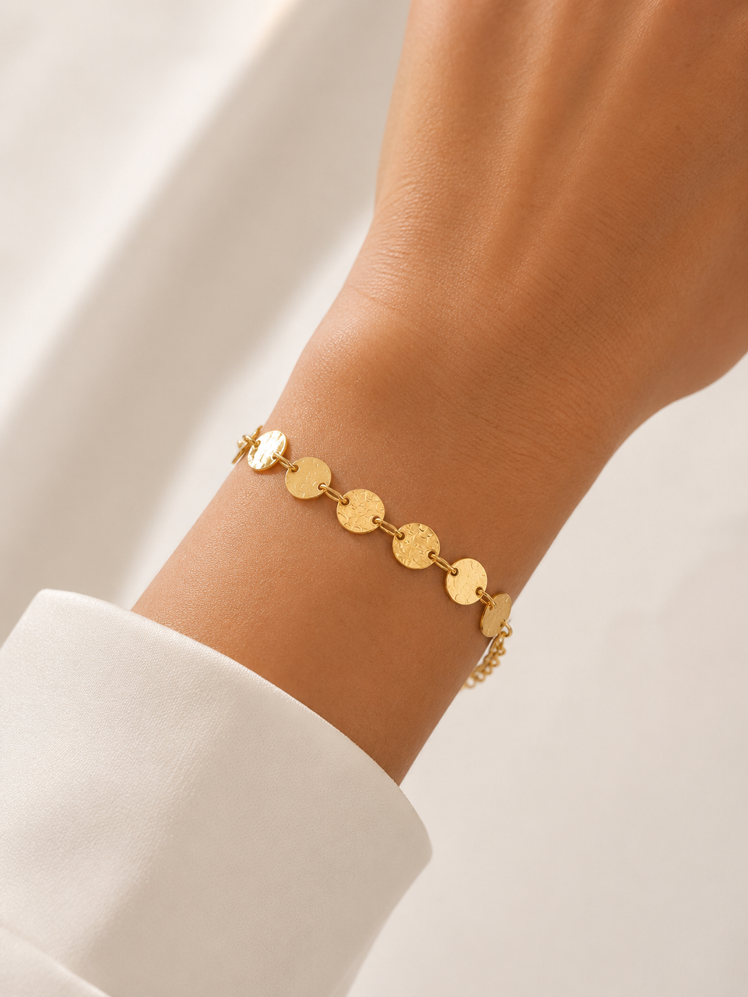 Pulseira Esfera Achatada na Cartier Ouro 18k
