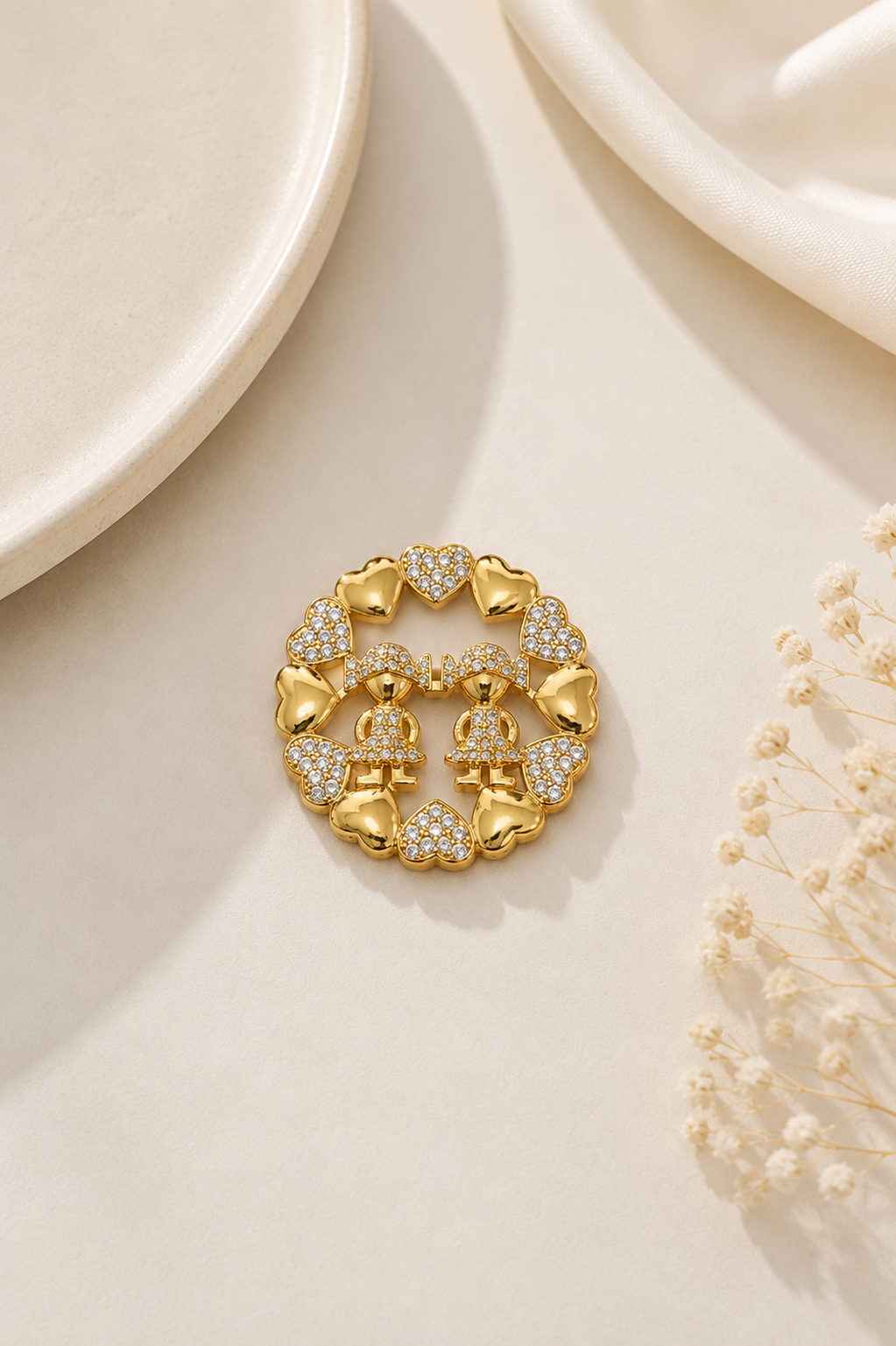 Pingente Mandala Cravejado Duas Meninas Ouro 18k