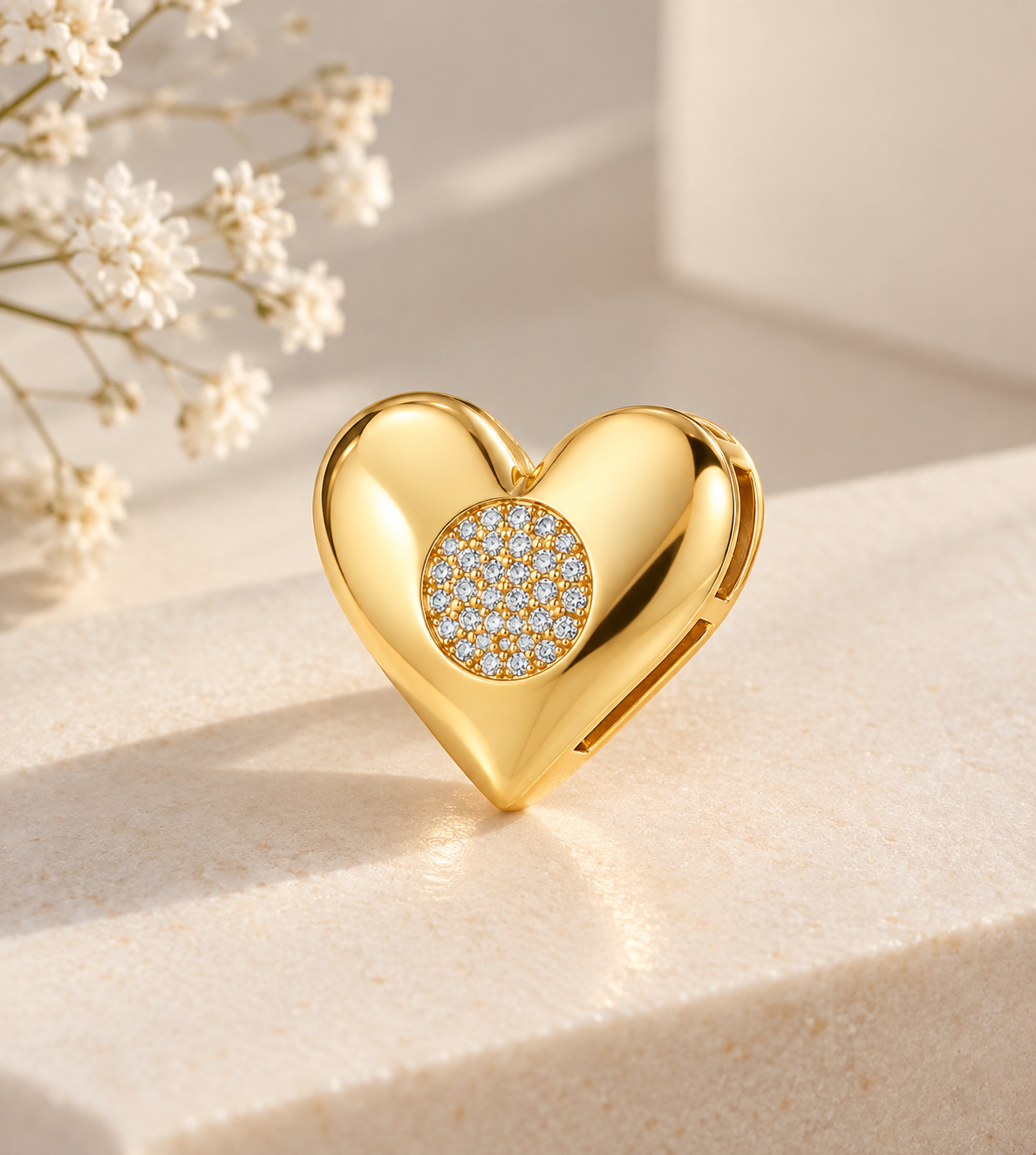 Pingente Coração Chapa Cravejada Ouro 18k
