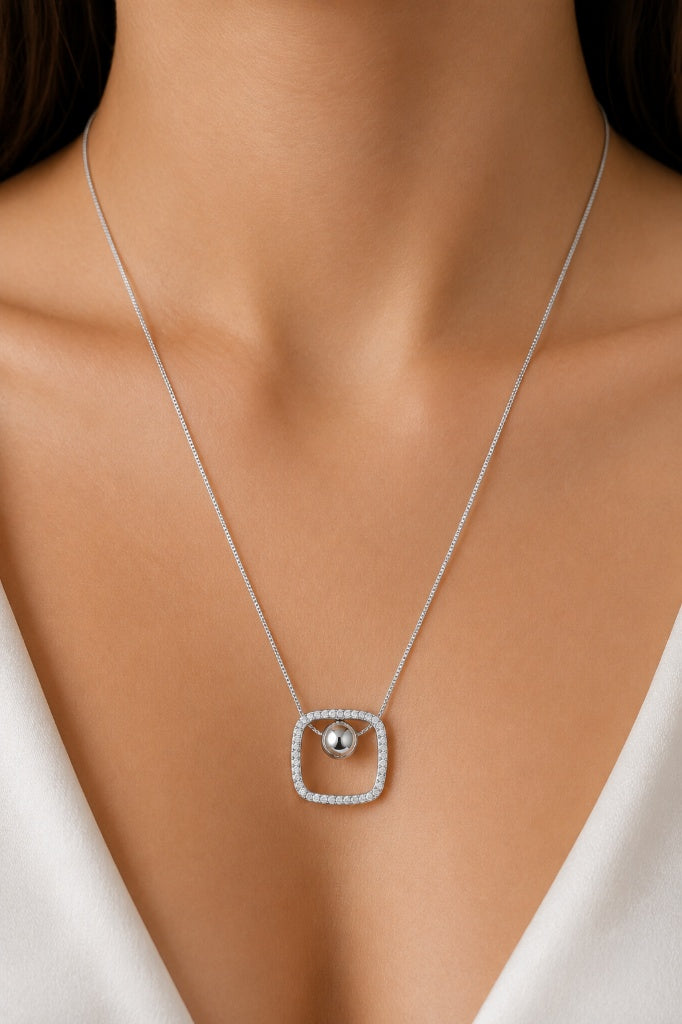 Colar Nuance Quadrado com Zircônia e Esfera Ródio Branco