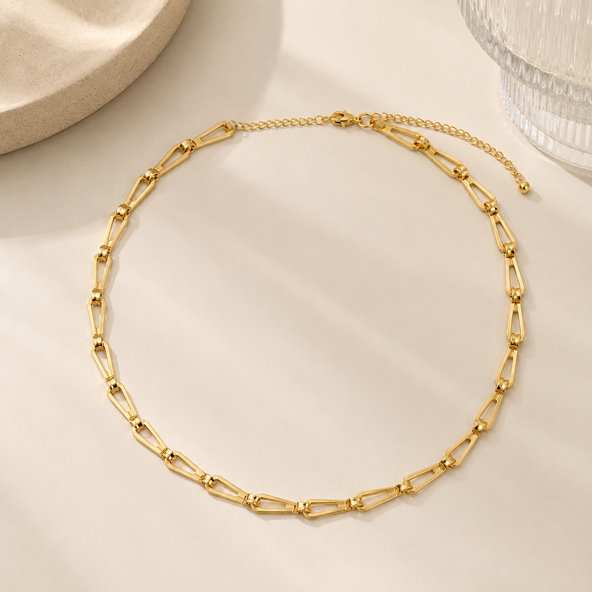 Choker Elo Travado Ouro 18k