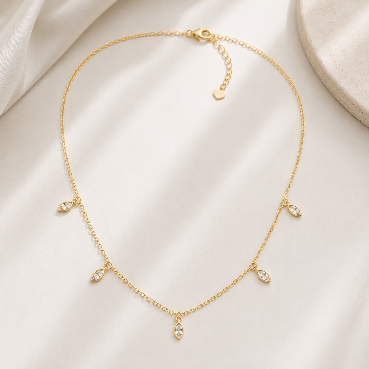 Choker Cartier Losango com Zircônia Ouro 18k