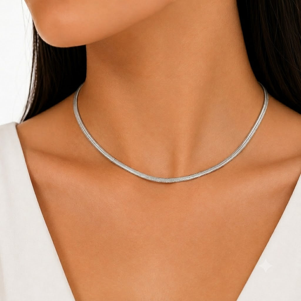 Choker Fita Laminada 4mm Ródio Branco