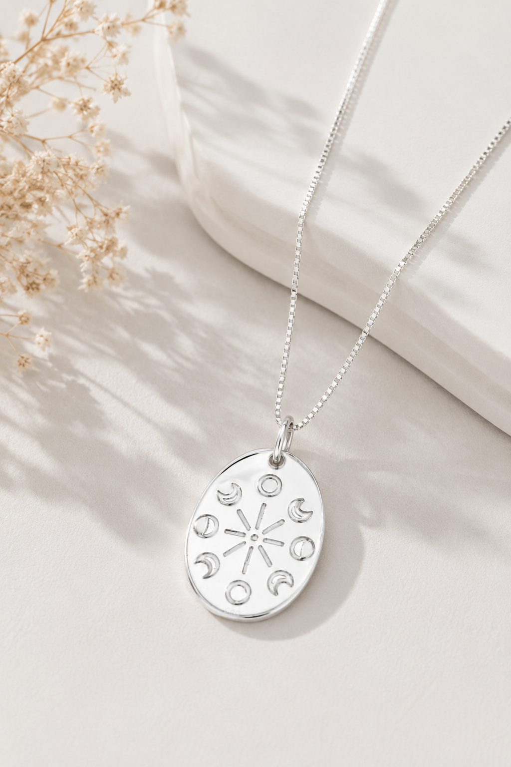 Colar Medalha Constelação Oval Prata 925