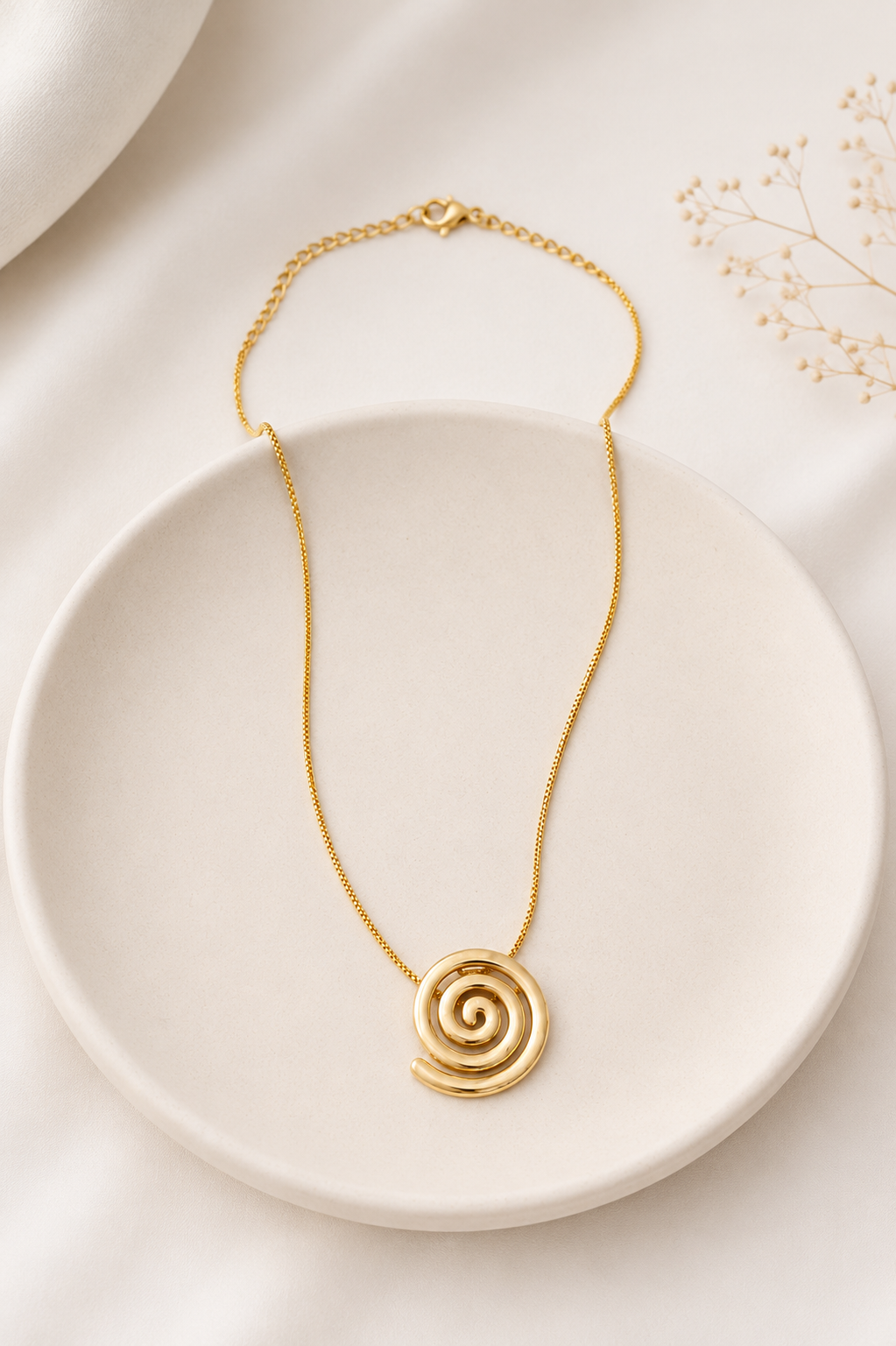 Colar Caracol Vazado Ouro 18k