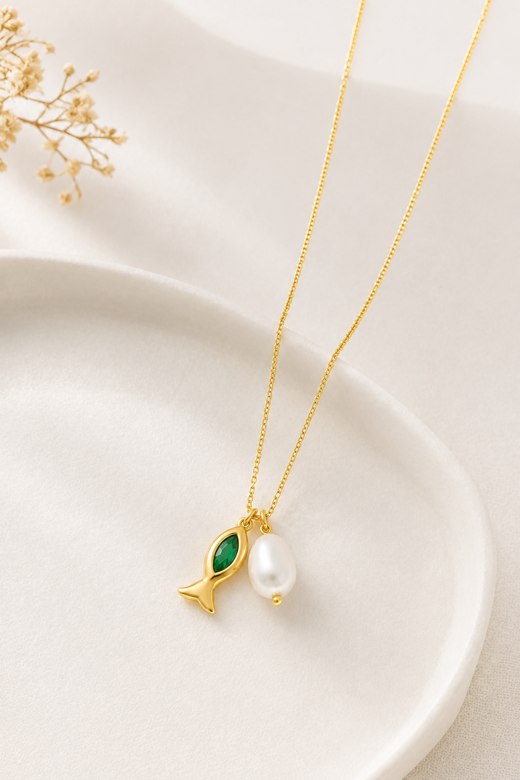 Colar Peixe Turquesa com Pérola Ouro 18k
