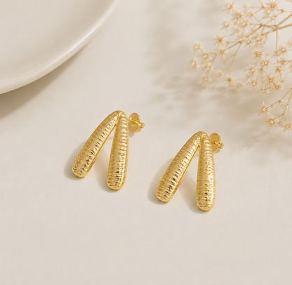 Brinco Ear Hook Trabalhado MontClair Ouro 18k