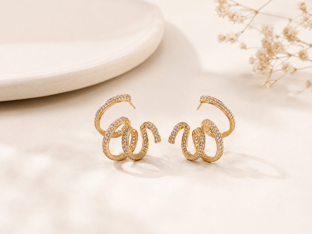 Brinco Loop Cravejado Ouro 18k