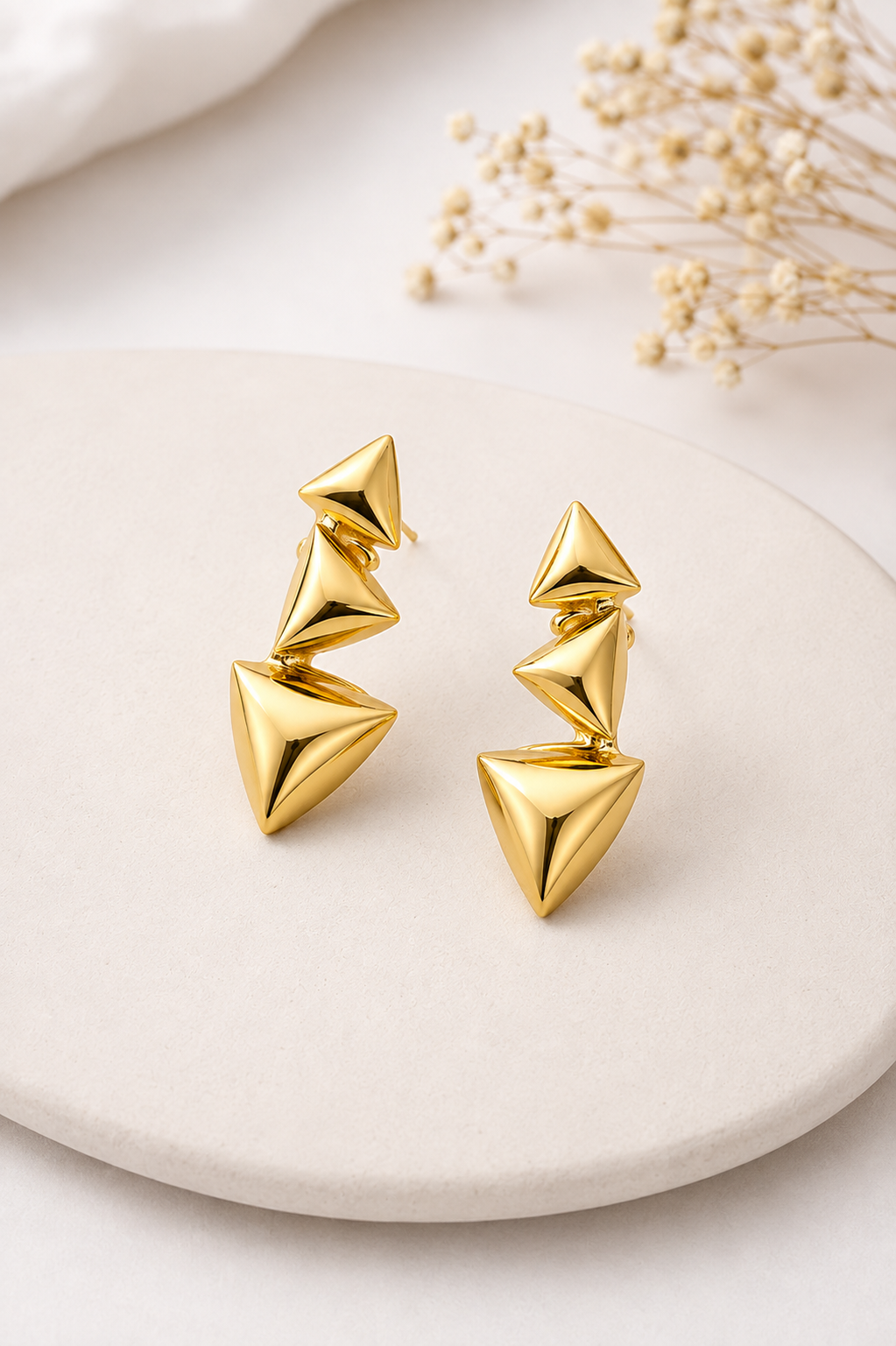 Brinco EarCuff Desregular Ouro 18k