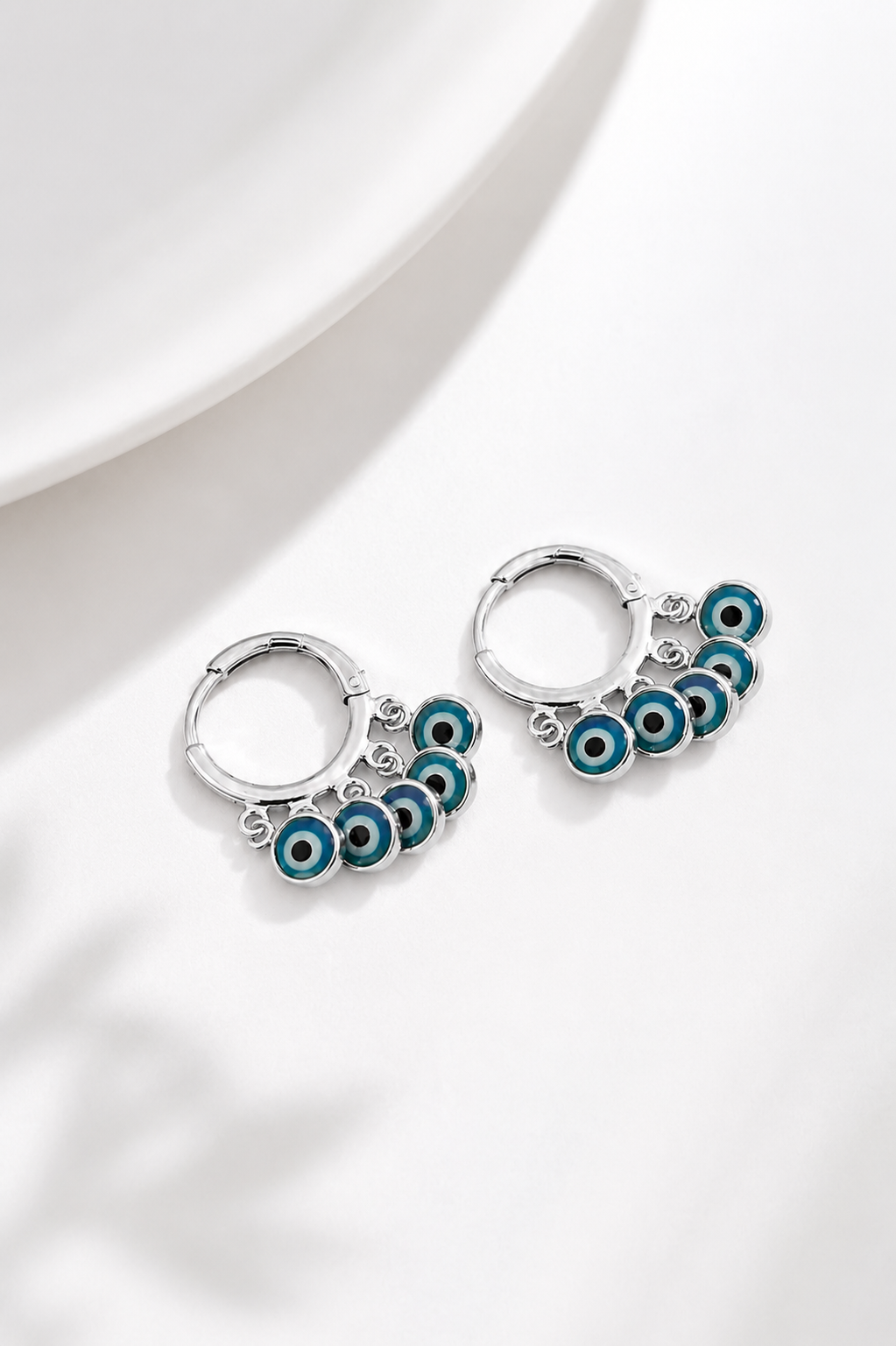 Brinco Argola Olho Grego Azul Claro Ródio Branco