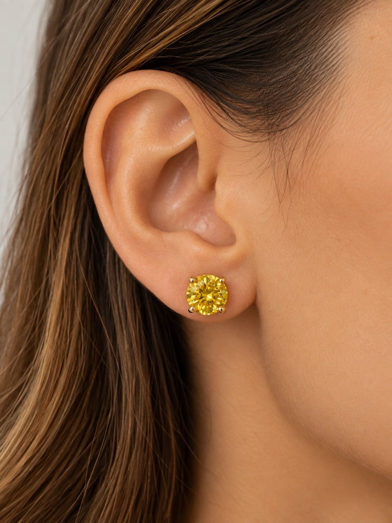 Brinco Ponto de Luz Amarelo Manteiga 10mm Ouro 18k