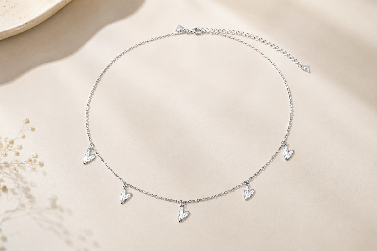 Choker Cartier Coração Esticado Ródio Branco