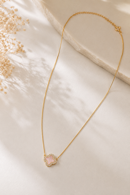 Colar Trevo Quartzo Rosa Com Micro Zircônia Ouro 18k