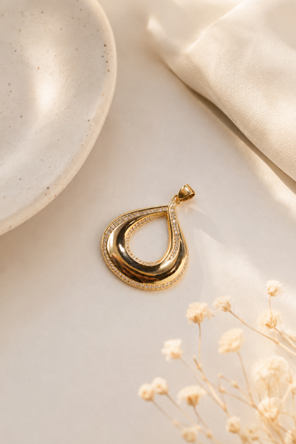 Pingente Gota com Zircônias Ouro 18k