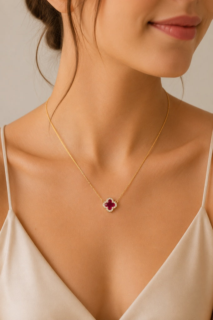Colar Trevo Ruby Com Micro Zircônia Ouro 18k
