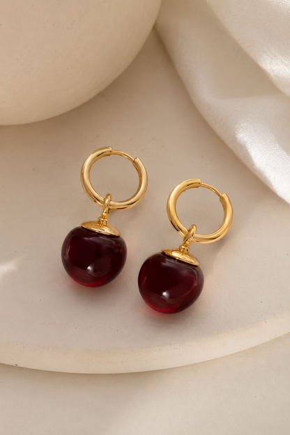 Brinco Click com Cereja Ouro 18k