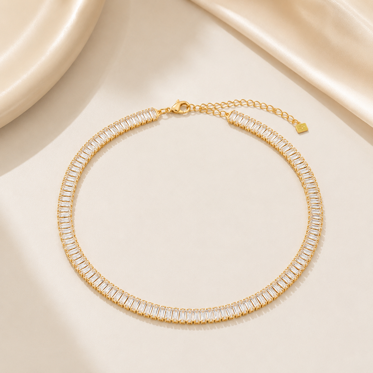 Choker Baguete Cristal Ouro 18k