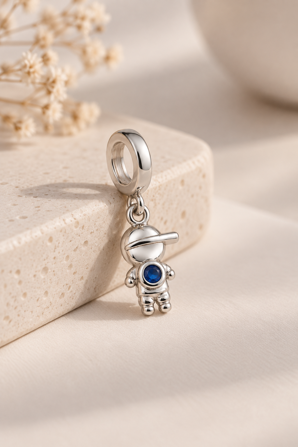 Pingente Menino Pedra Azul Ródio Branco