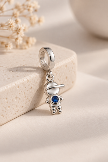 Pingente Menino Pedra Azul Ródio Branco
