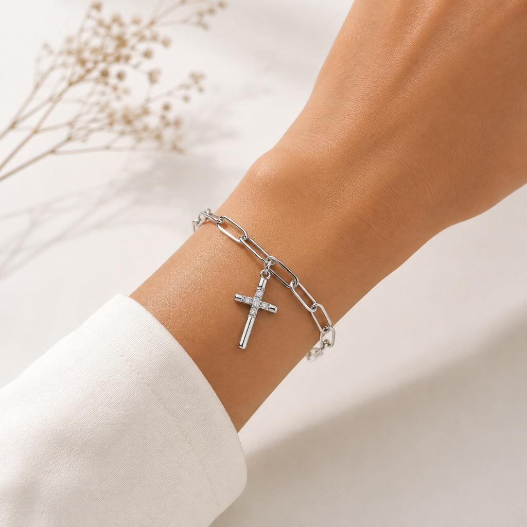 Pulseira Cartier com Cruz Cravejeda Ródio Branco