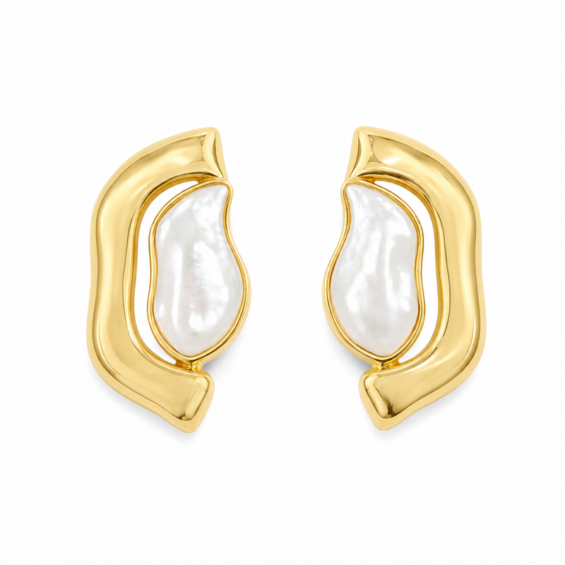 Brinco Orgânico Madre Pérola Ouro 18k