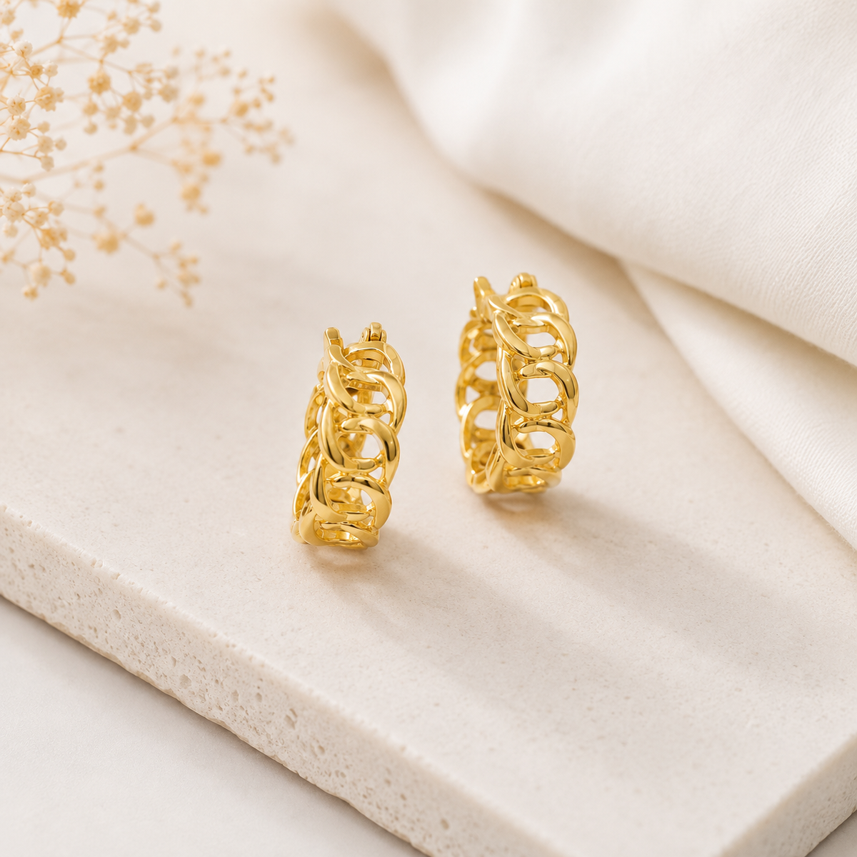 Brinco Argola Infinito Lisa Ouro 18k