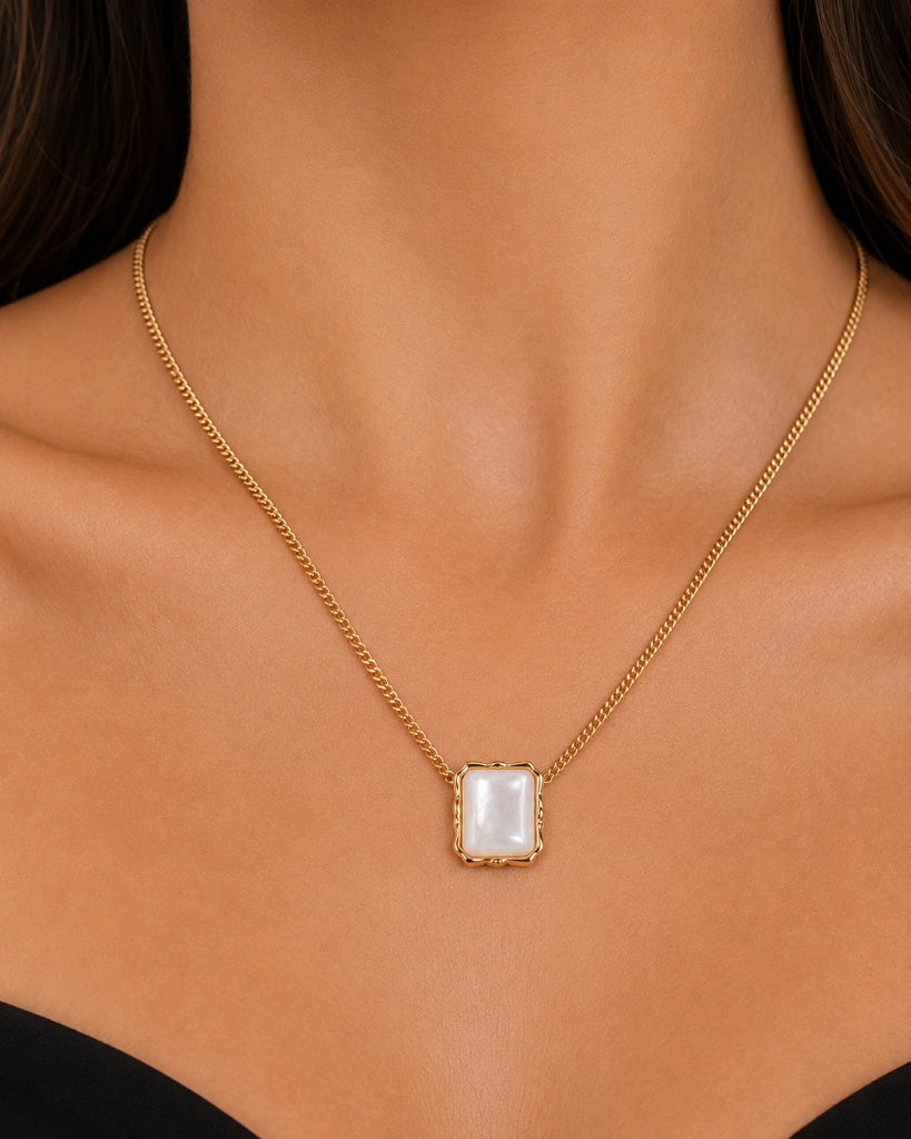 Colar Nobre Instinto Madre Pérola Ouro 18k