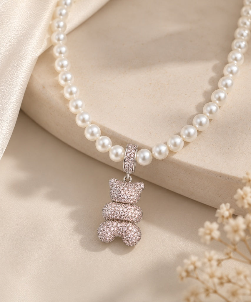 Scarlat SKU 14996 foto 2 | Colar Teddy com Pérola e Cravejado Ródio Branco
