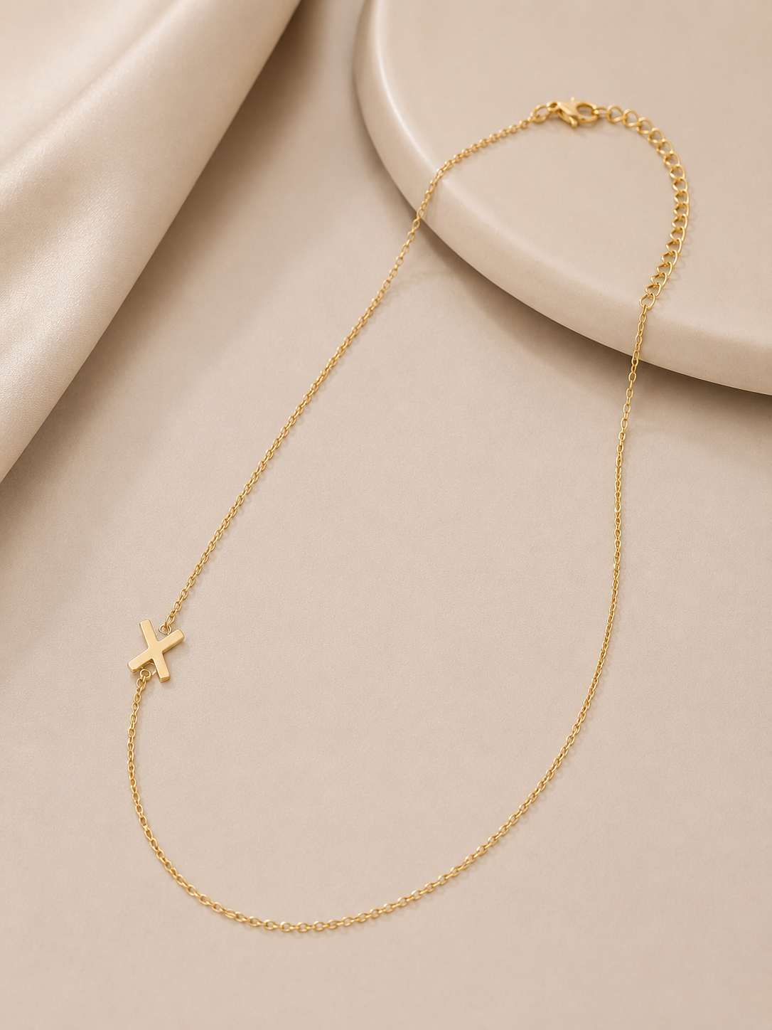 Colar Cartier Letra X Ouro 18k