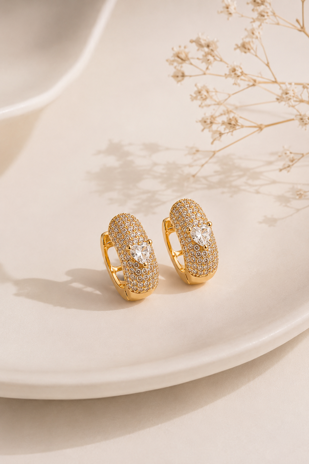 Brinco Argola Majesté Cravejada M Cristal Ouro 18k