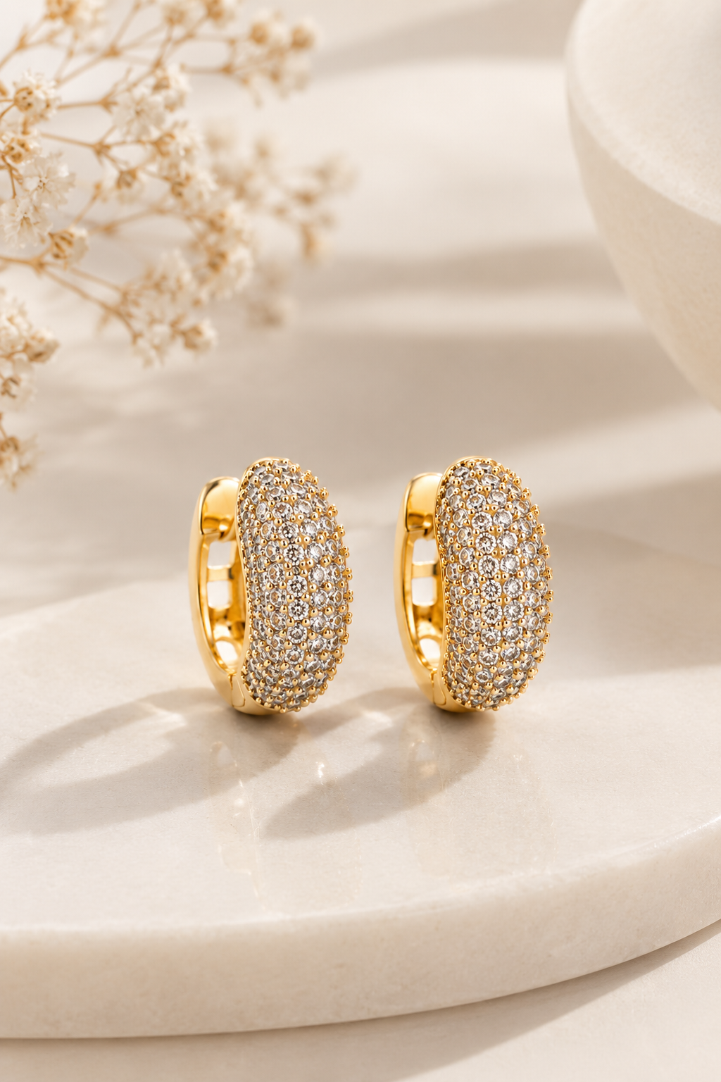 Brinco Argola Cravejada Fancy 5 Fileiras Zircônia G Ouro 18k