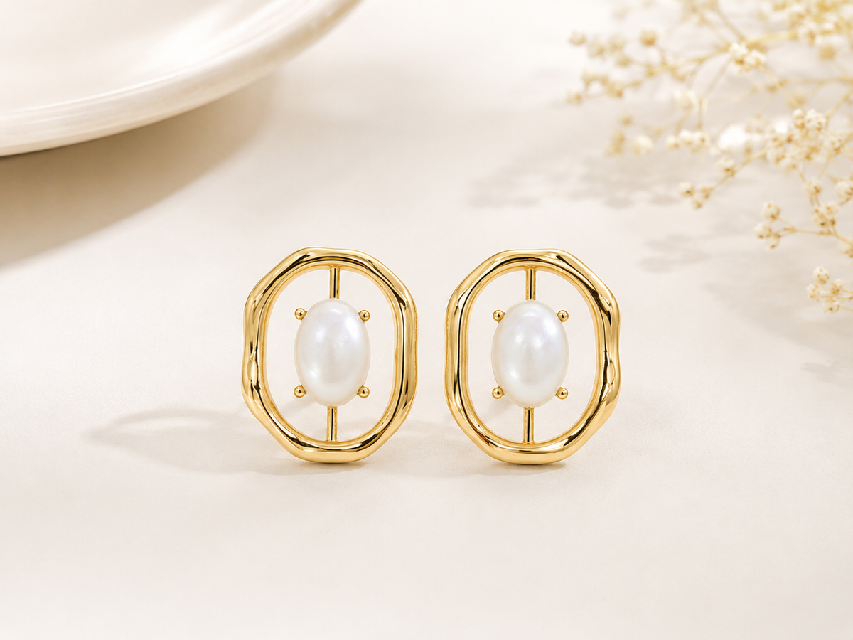 Brinco Portofino Madre Pérola Ouro 18k