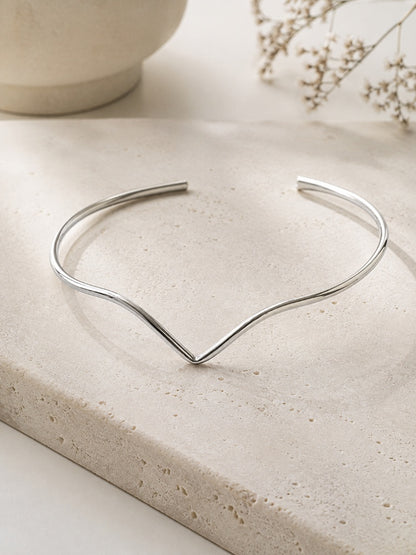 Choker Aro "V" Ródio Branco