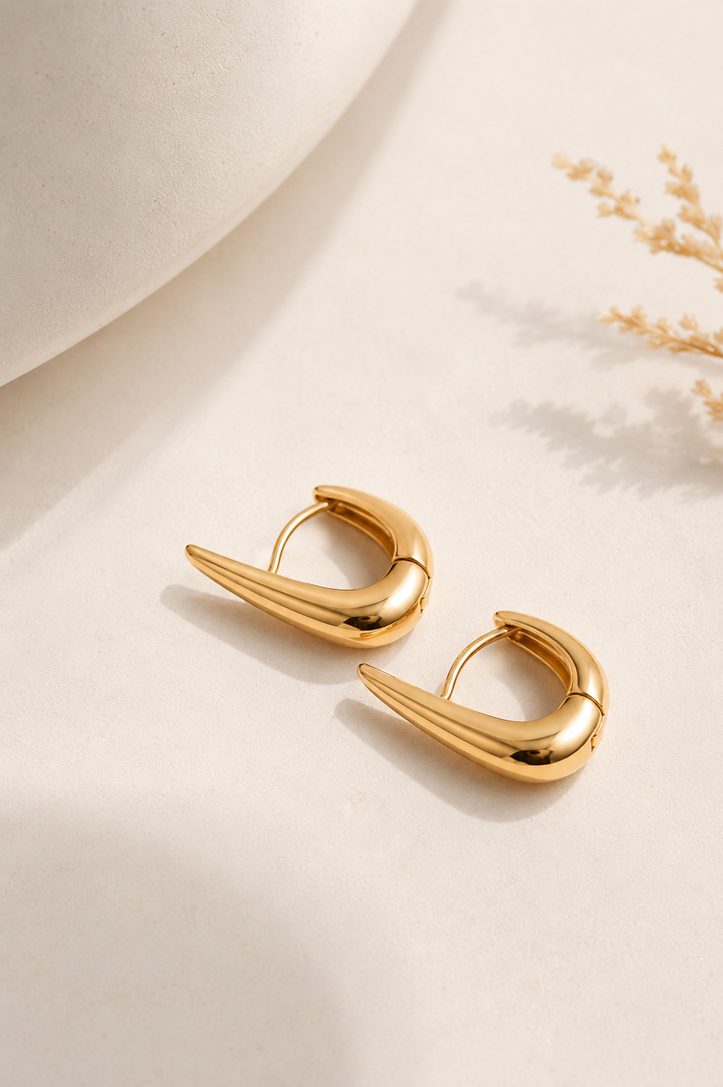 Brinco Argola Siena Liso Médio Ouro 18k