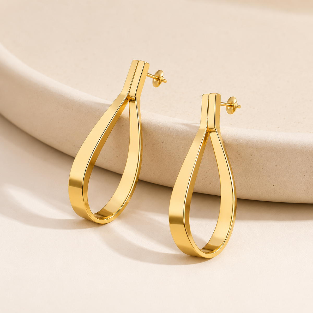 Brinco Gota Ouro 18k