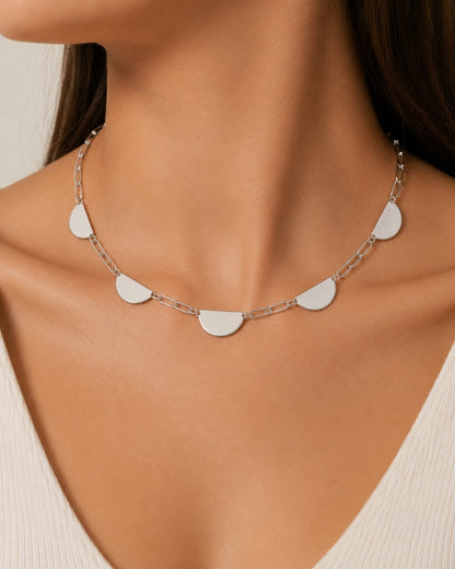 Choker Elo Cartier Meia Lua Ródio Branco