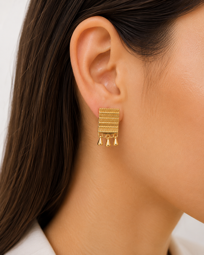 Brinco Artesanal com Gota Ouro 18k