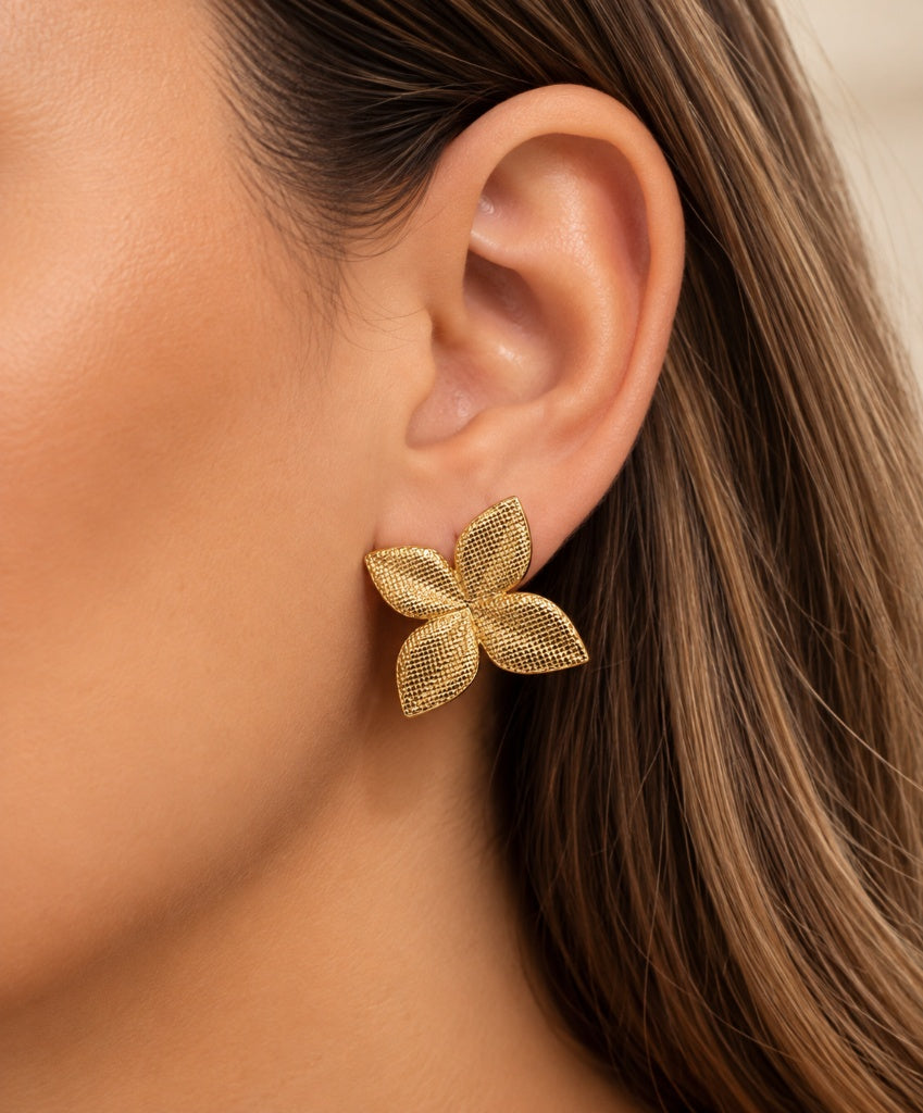 Brinco Orquídea Trabalhada Ouro 18k