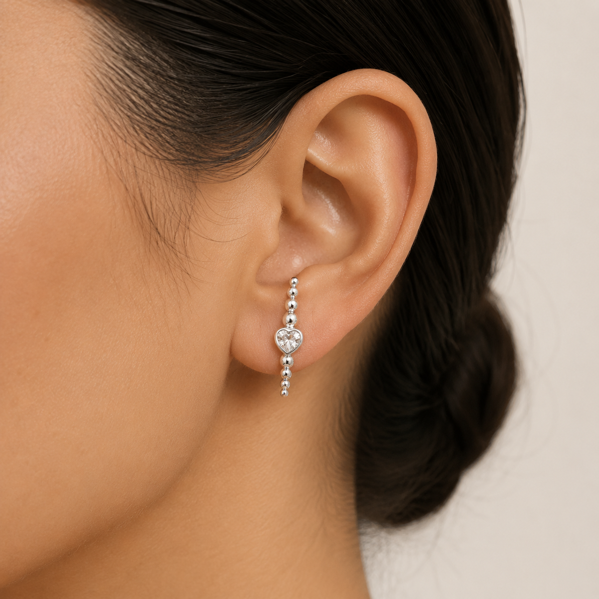 Brinco Ear Hook Coração Prata 925