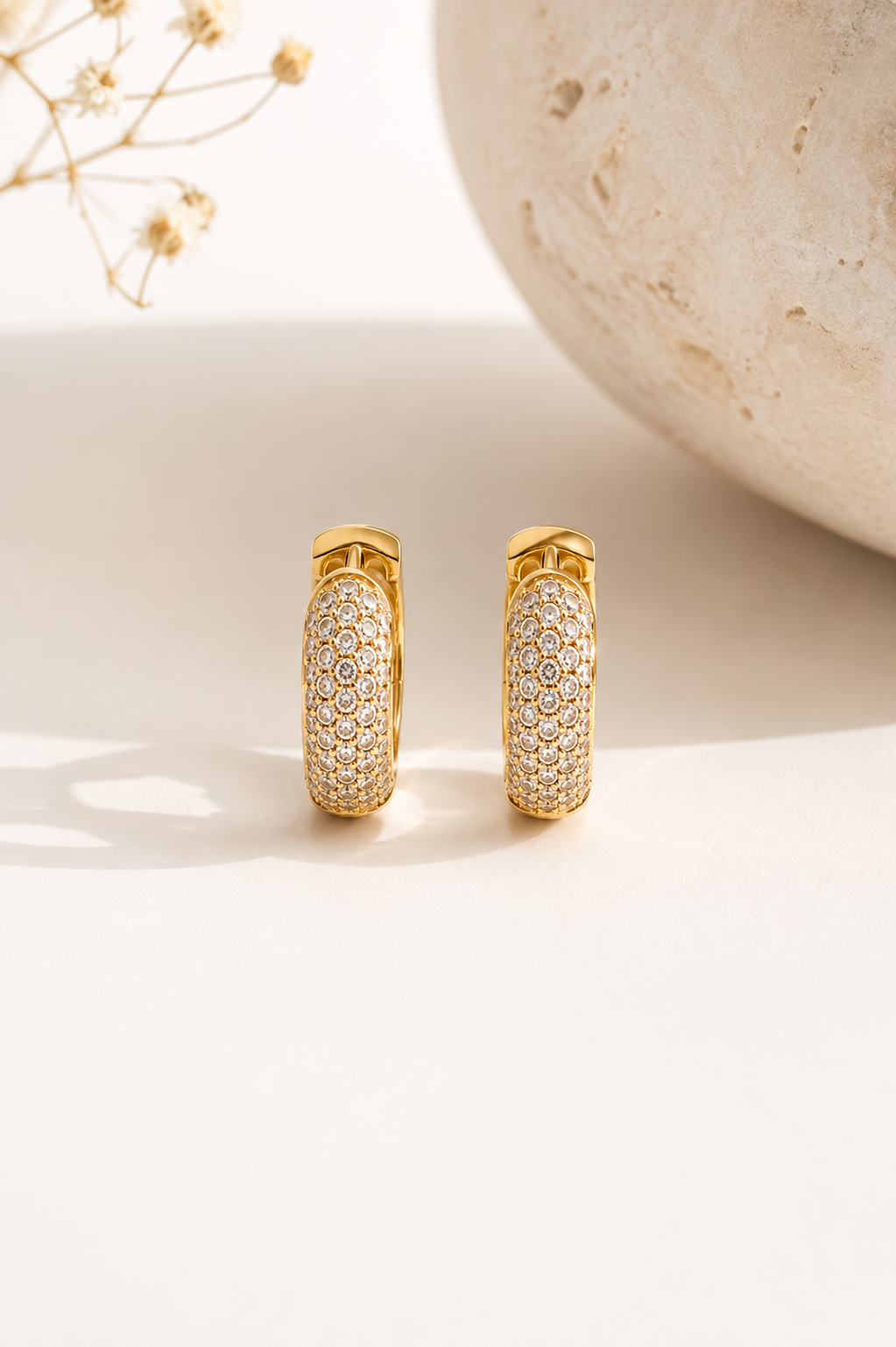 Brinco Argola Cravejada Fancy 5 Fileiras Zircônia M Ouro 18k