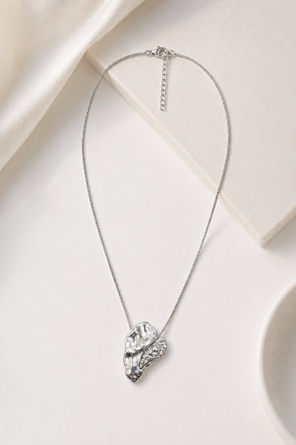 Colar Nuance Coração Liso Ródio Branco