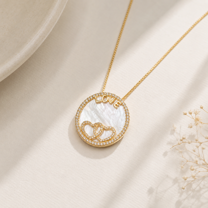 Colar Love Cravejado com Madre Pérola Ouro 18k