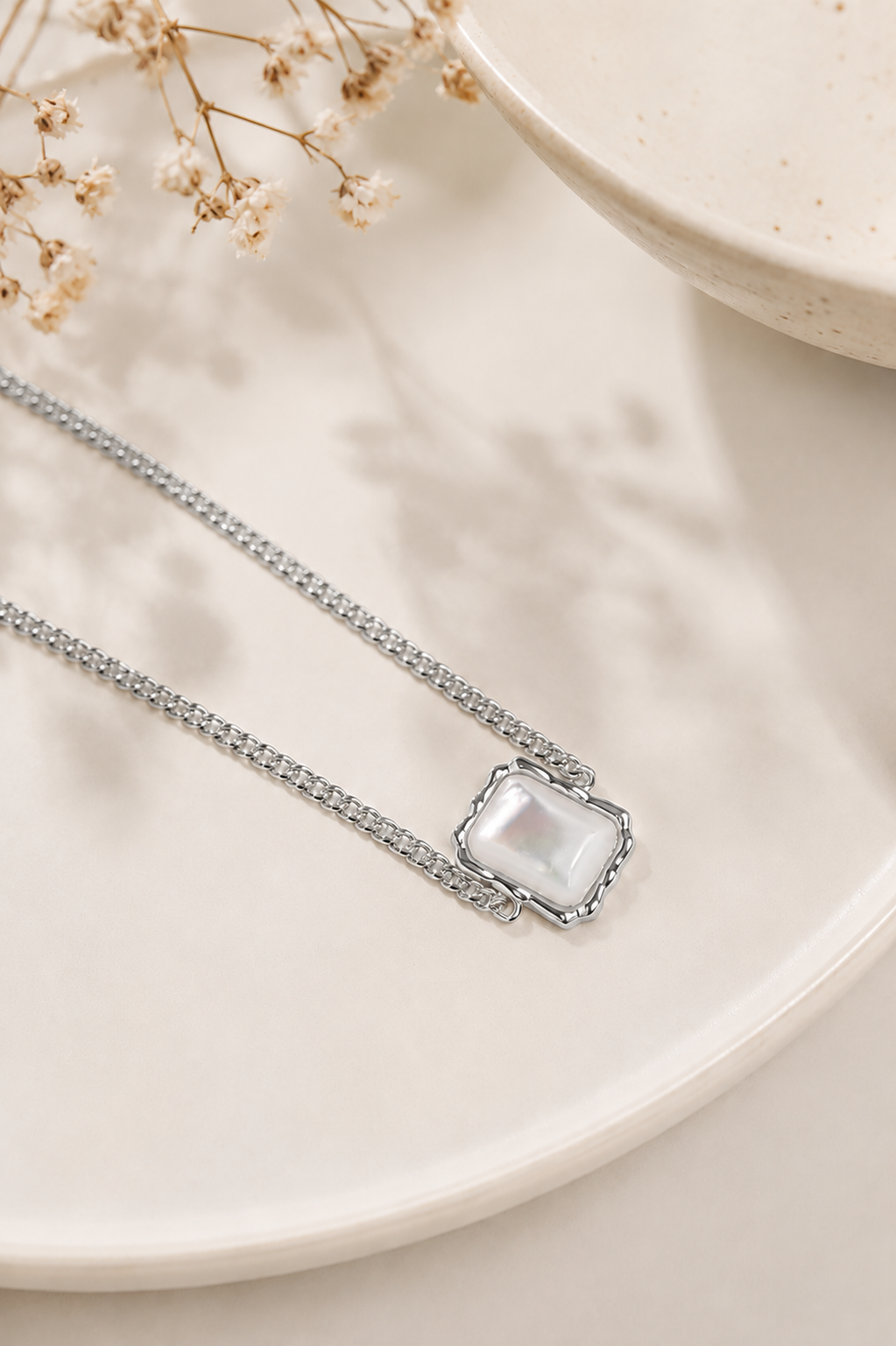 Colar Nobre Instinto Madre Pérola Ródio Branco