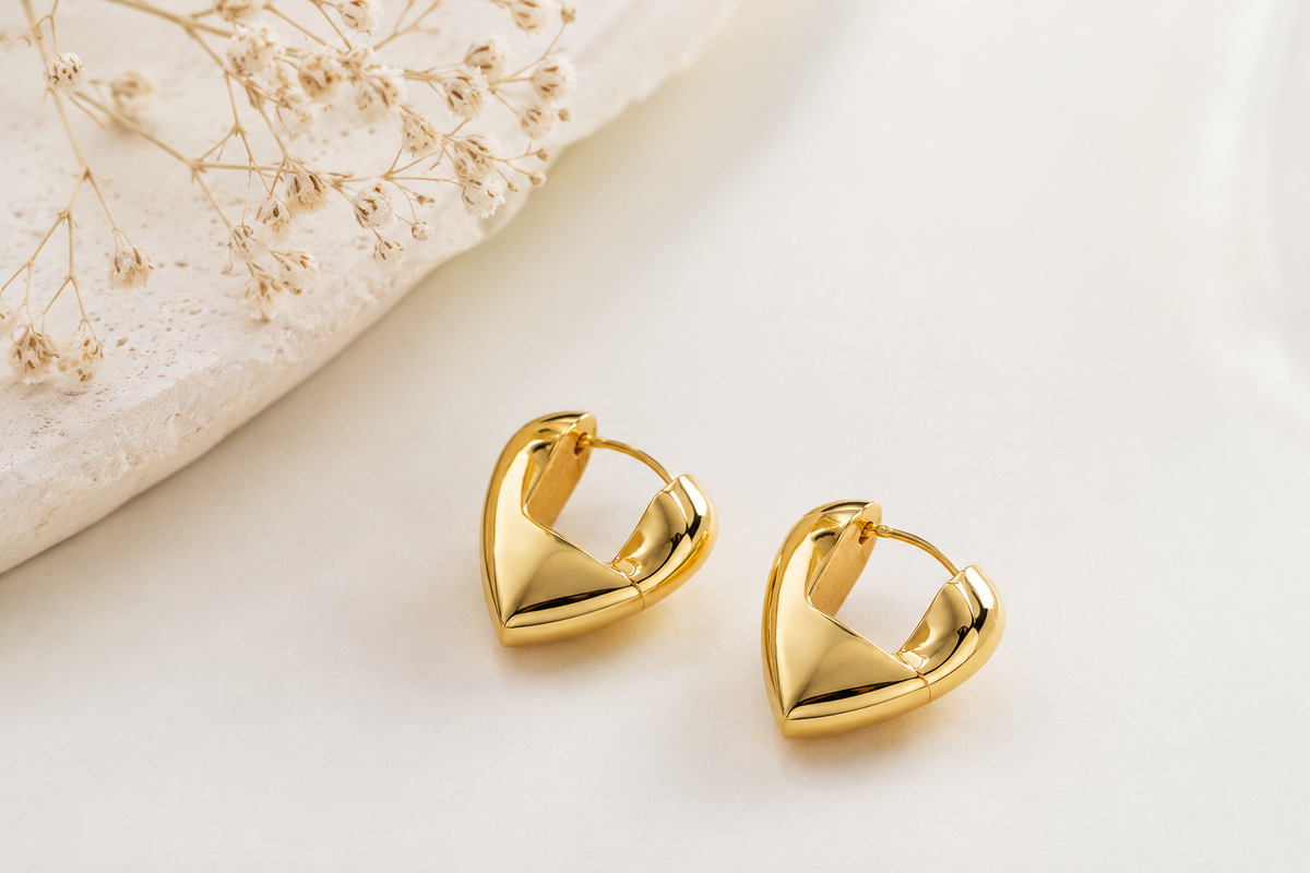 Brinco Heart Glow ouro 18k