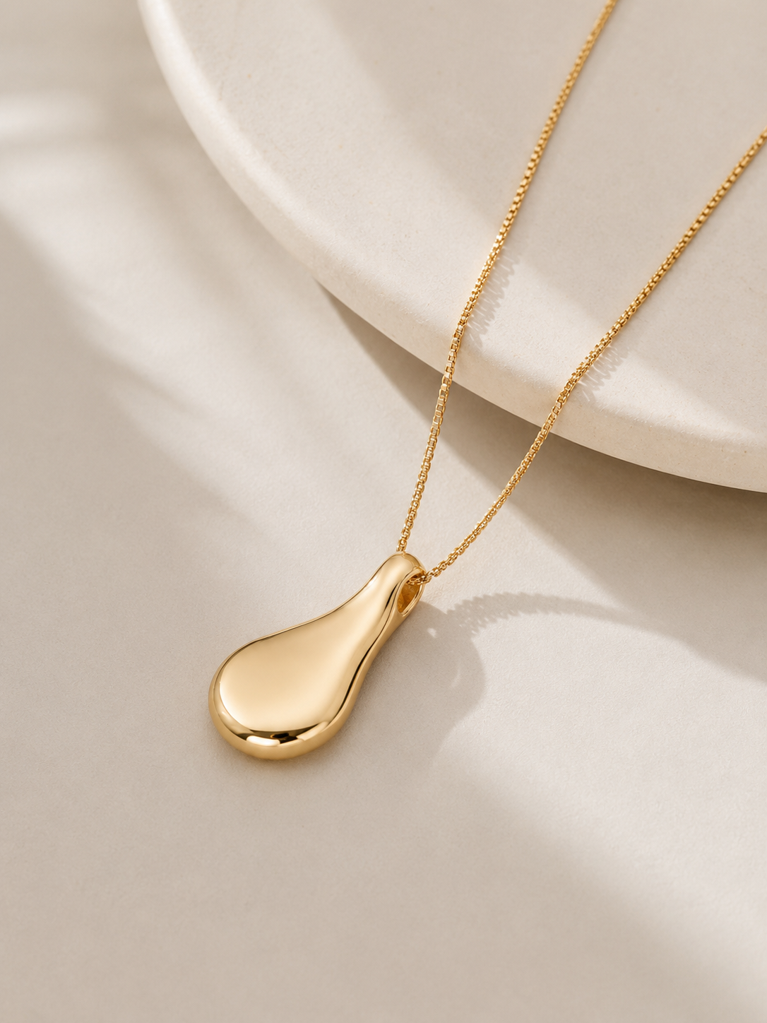 Colar Gota Lisa Ouro 18k