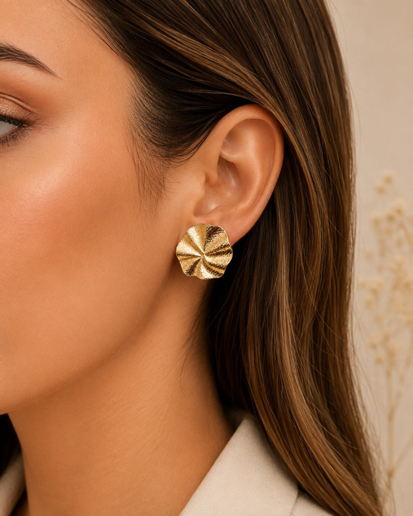 Brinco Circular Desregular MontClair Ouro 18k