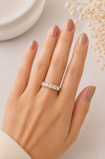 Anel Rainbow Meia Aliança Cristal Ouro 18k