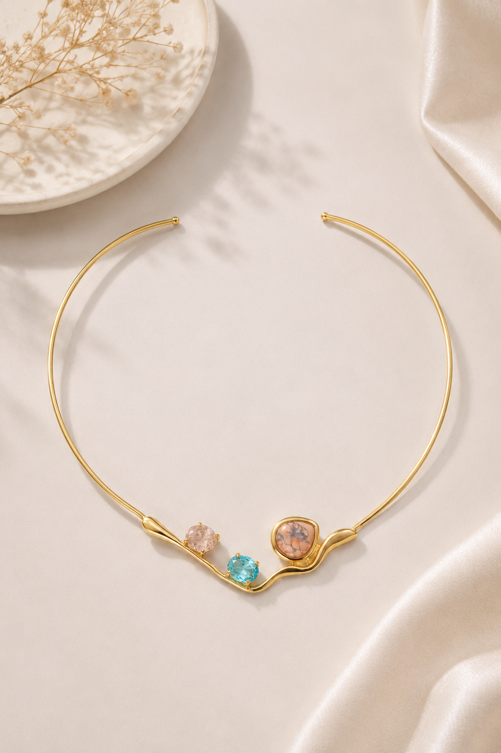 Aro com Pedras Naturais Ouro 18k