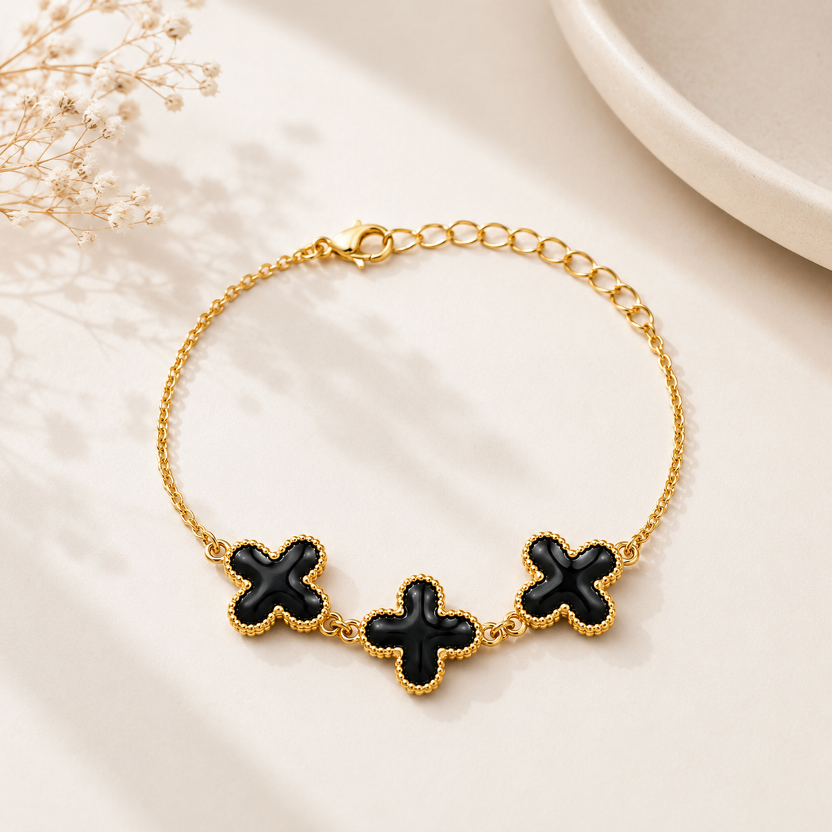Pulseira Trevo Esmaltado Preto Ouro 18k