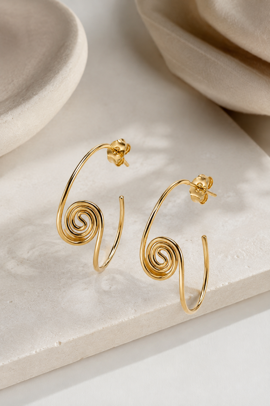 Brinco Argola Caracol Liso Ouro 18k